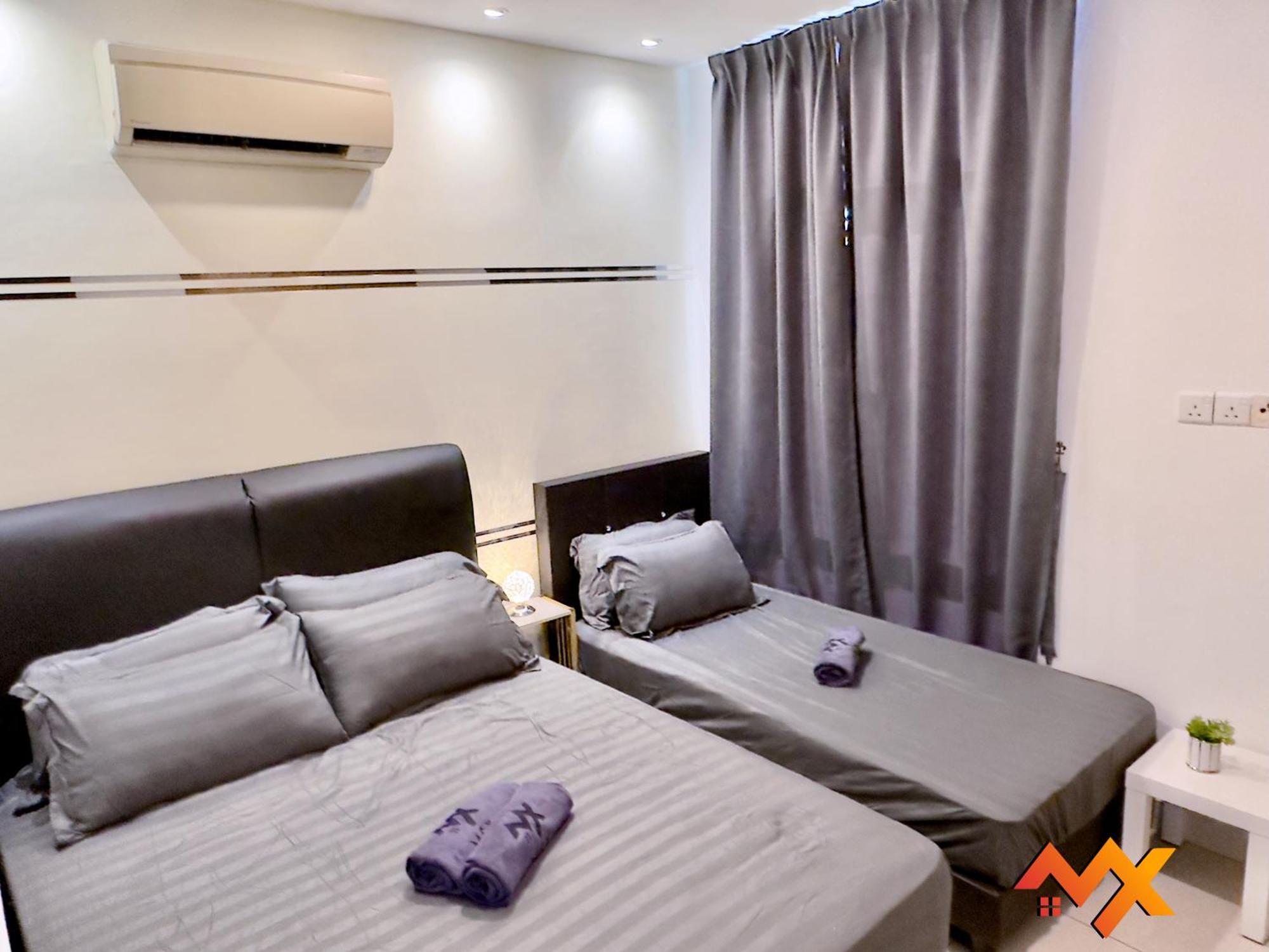 Ksl City Mall 6-20Pax Private Lift-Netflix-Smarttv 70Inch جوهر بهرو المظهر الخارجي الصورة